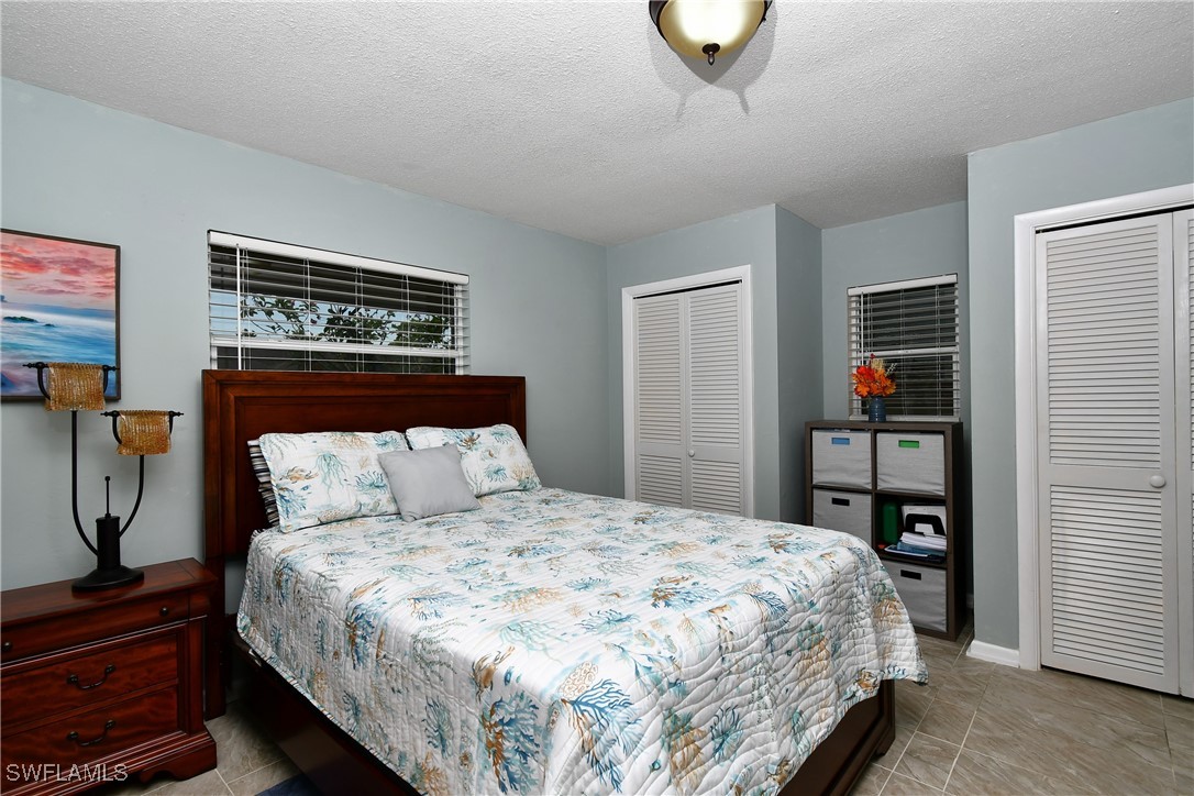 219 Oaklawn Ct Property Photo 10