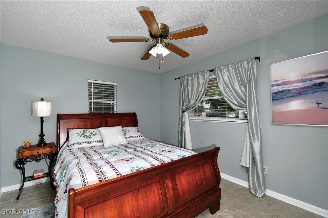 219 Oaklawn Ct Property Photo 13