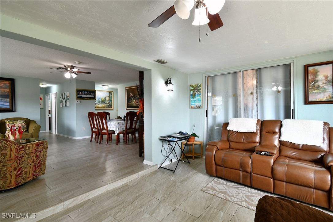 219 Oaklawn Ct Property Photo 23