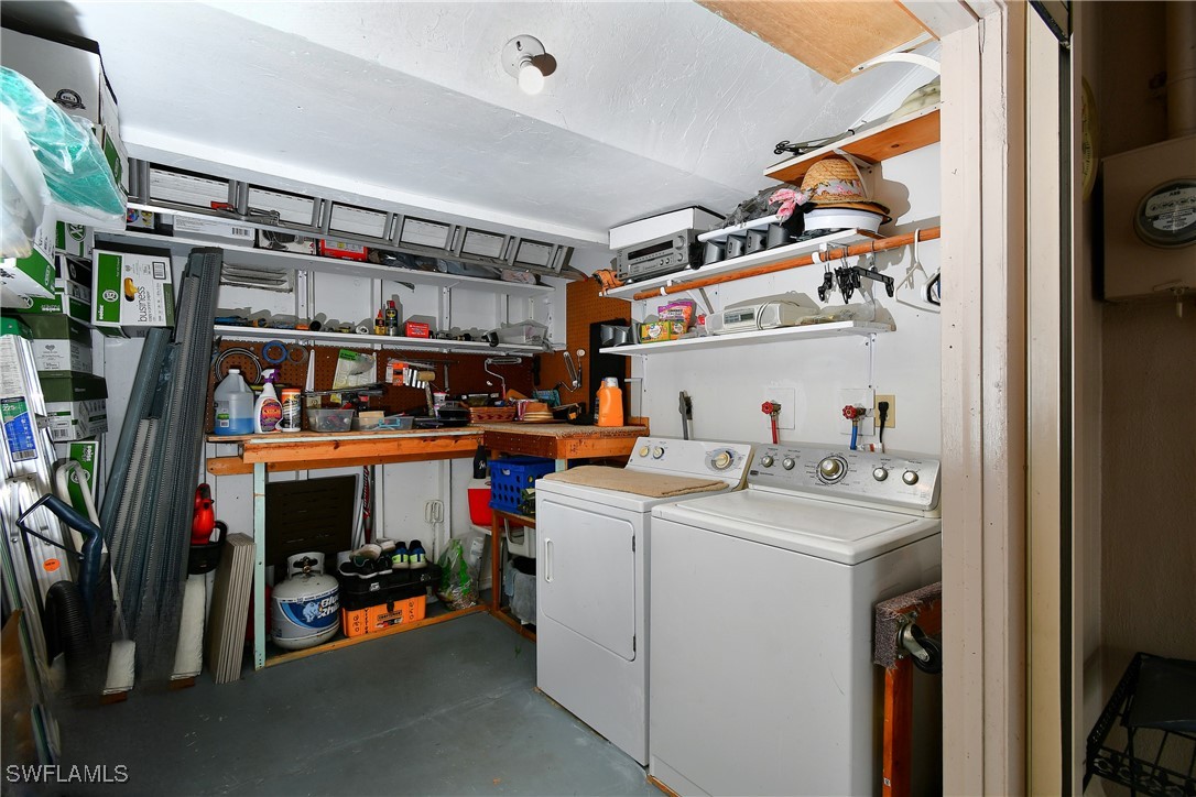 219 Oaklawn Ct Property Photo 26