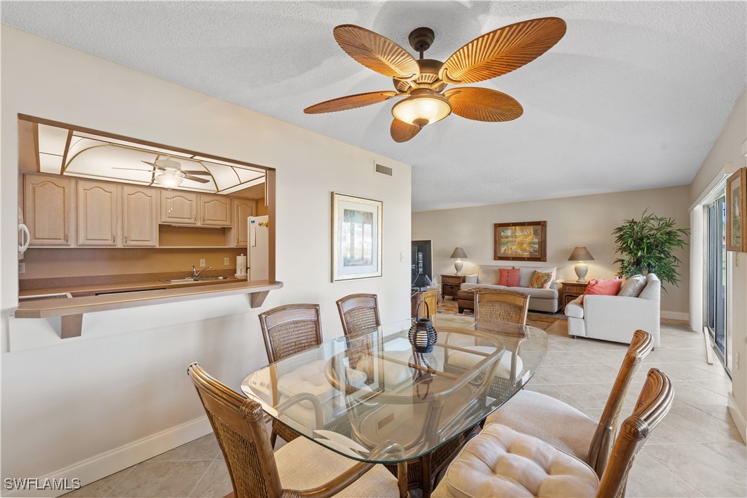5463 Peppertree Dr 13 Property Photo 8