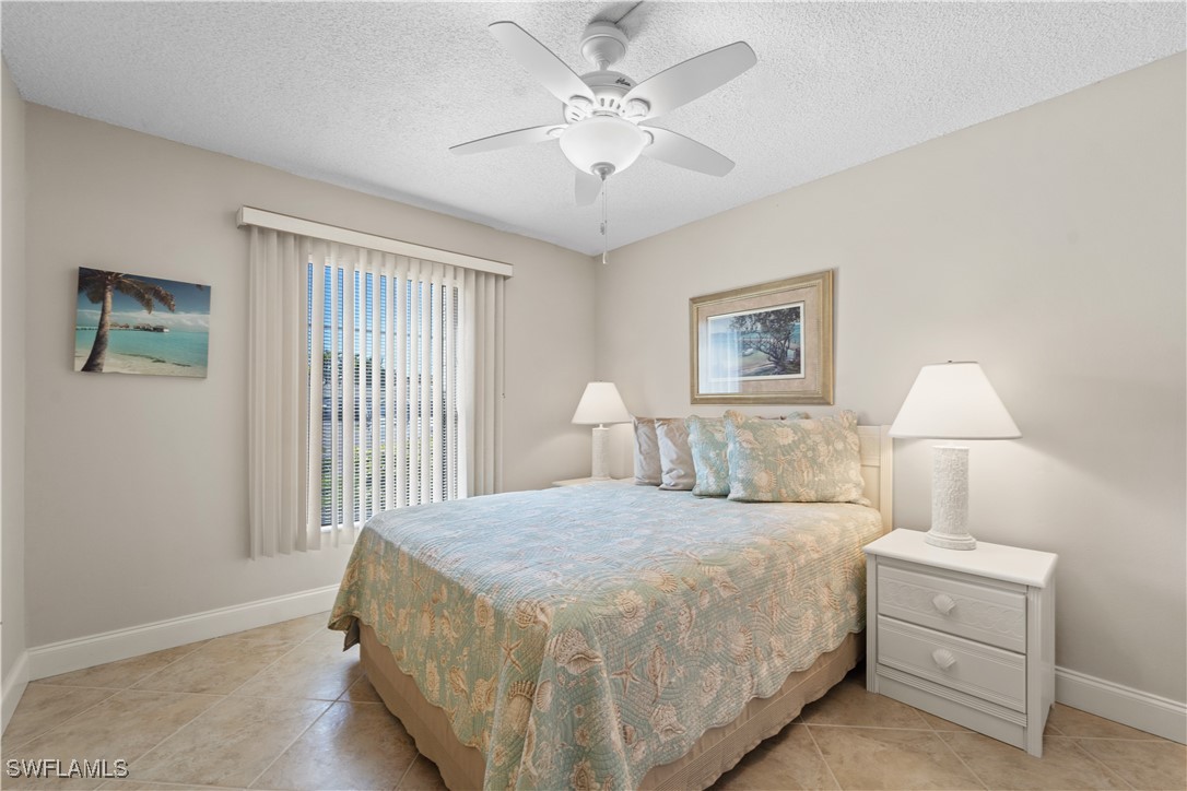 5463 Peppertree Dr 13 Property Photo 16
