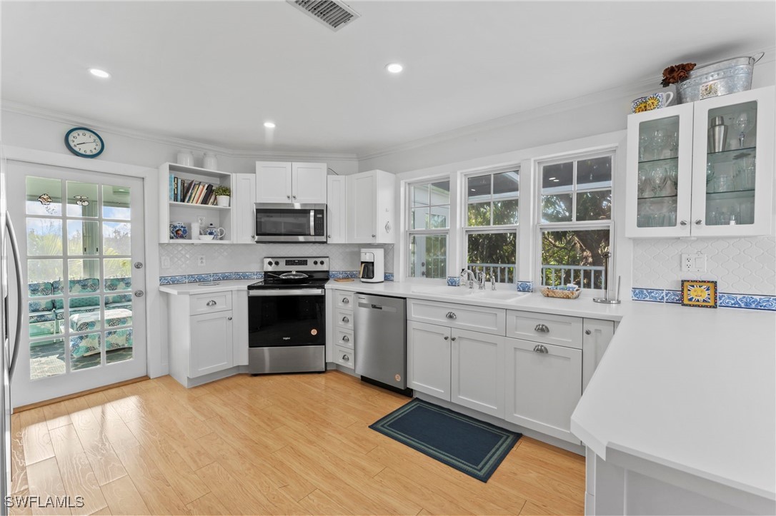 1830 Ibis Ln Property Photo 6