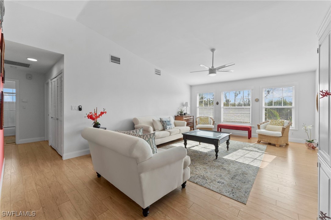 1830 Ibis Ln Property Photo 10