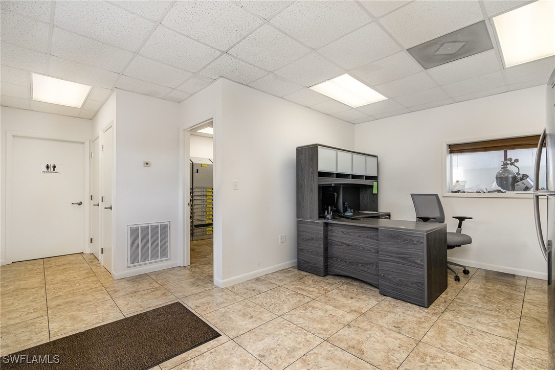 1080 Commerce Dr Property Photo 5