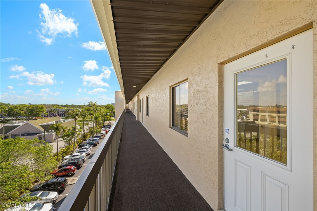 2335 Tamiami Trl N 509 & 510 Property Photo 2