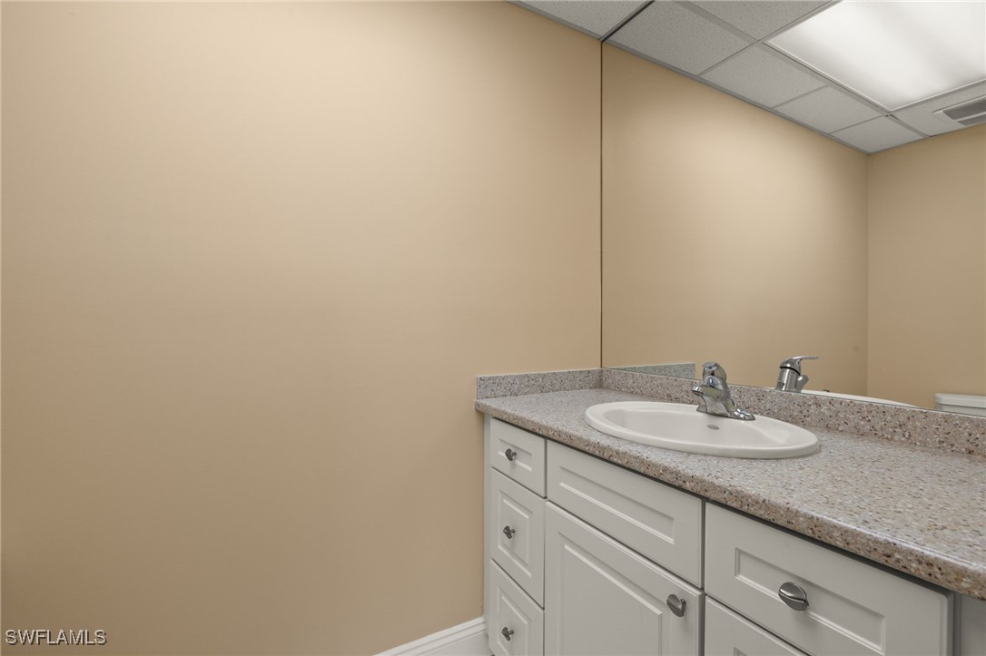 2335 Tamiami Trl N 509 & 510 Property Photo 15