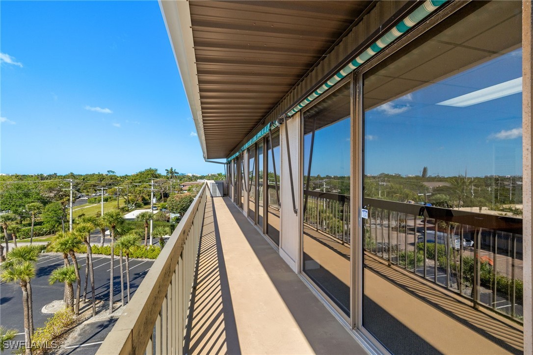 2335 Tamiami Trl N 509 & 510 Property Photo 16