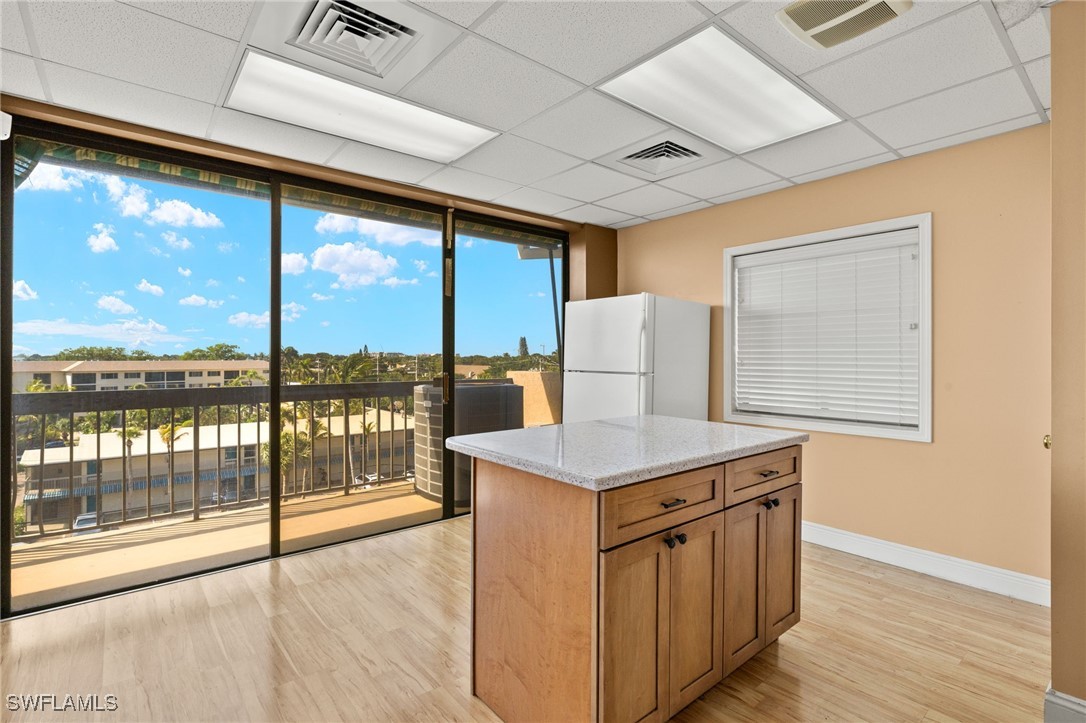 2335 Tamiami Trl N 509 & 510 Property Photo 20