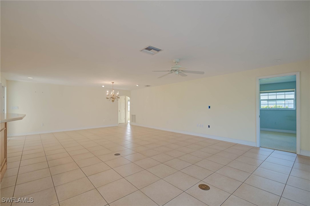 155 Flame Vine Dr Property Photo 5