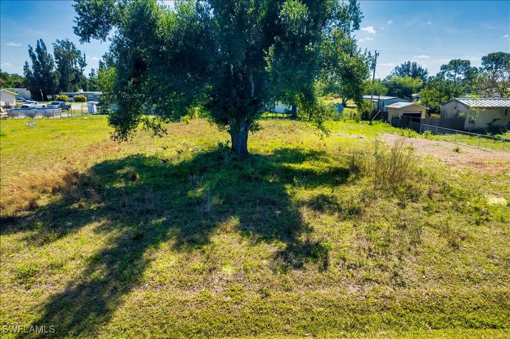 8355 Nault Rd Property Photo 8