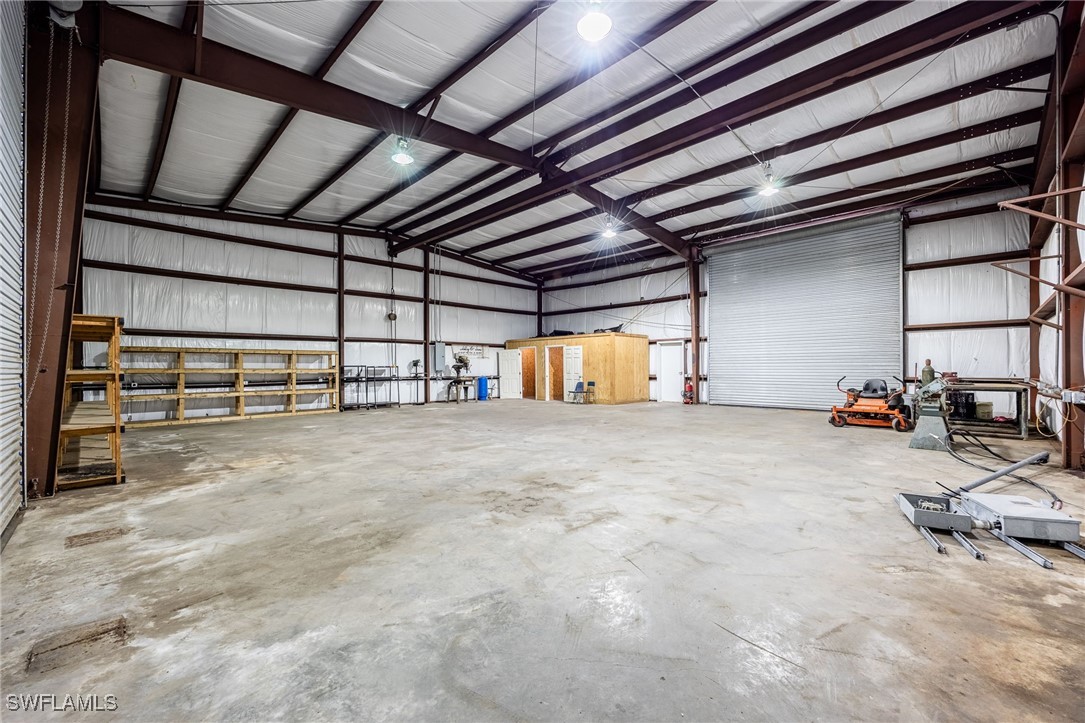 109 S Industrial Loop Property Photo 12
