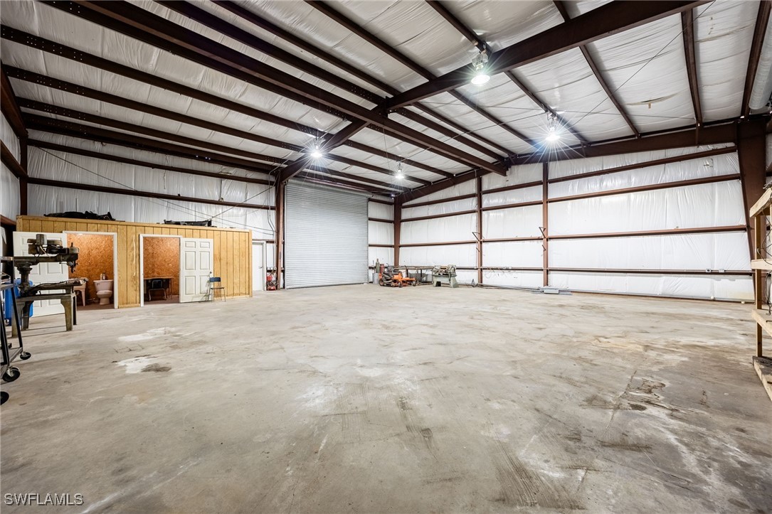 109 S Industrial Loop Property Photo 19