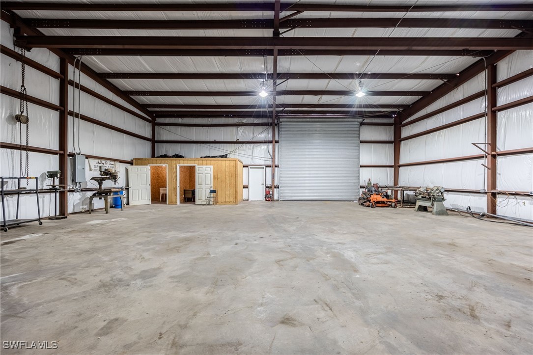 109 S Industrial Loop Property Photo 20