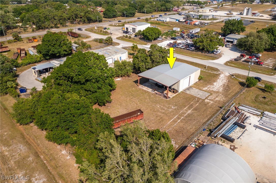 109 S Industrial Loop Property Photo 30