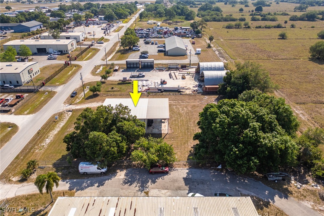 109 S Industrial Loop Property Photo 34