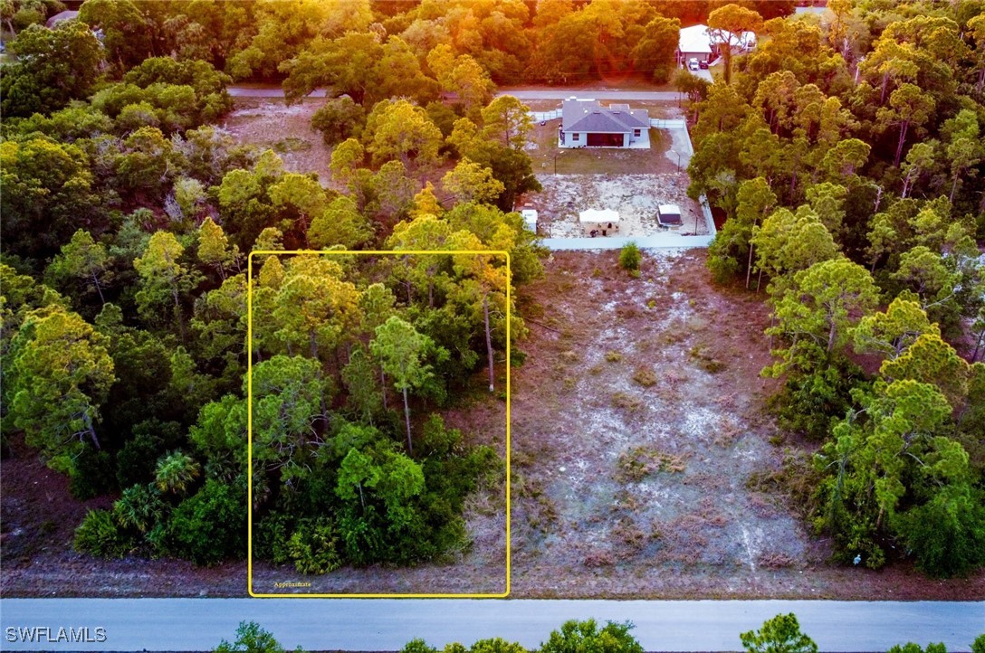 1015 Irving Ave Property Photo 3