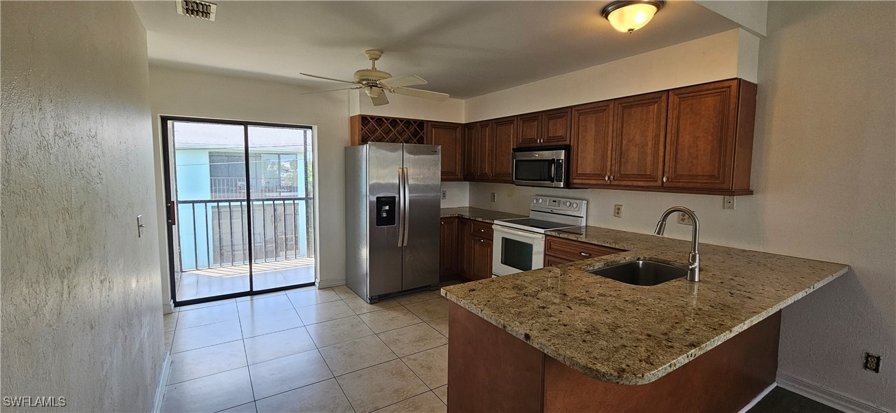 4904 Vincennes Ct 209 Property Photo 4
