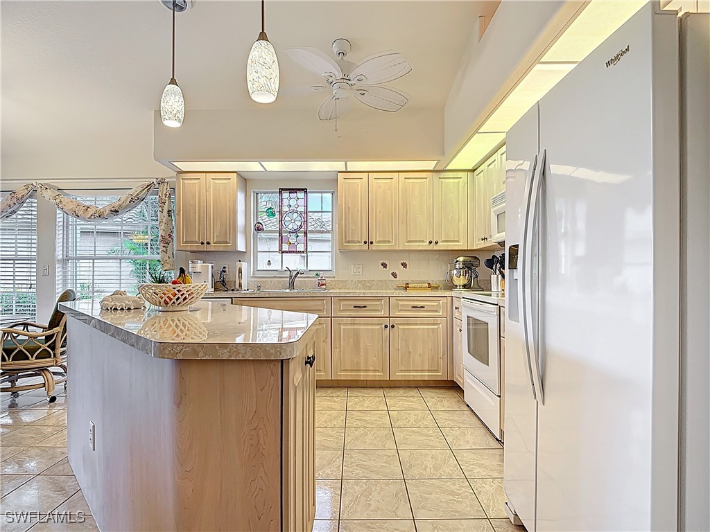 1771 Corona Del Sire Dr Property Photo 12