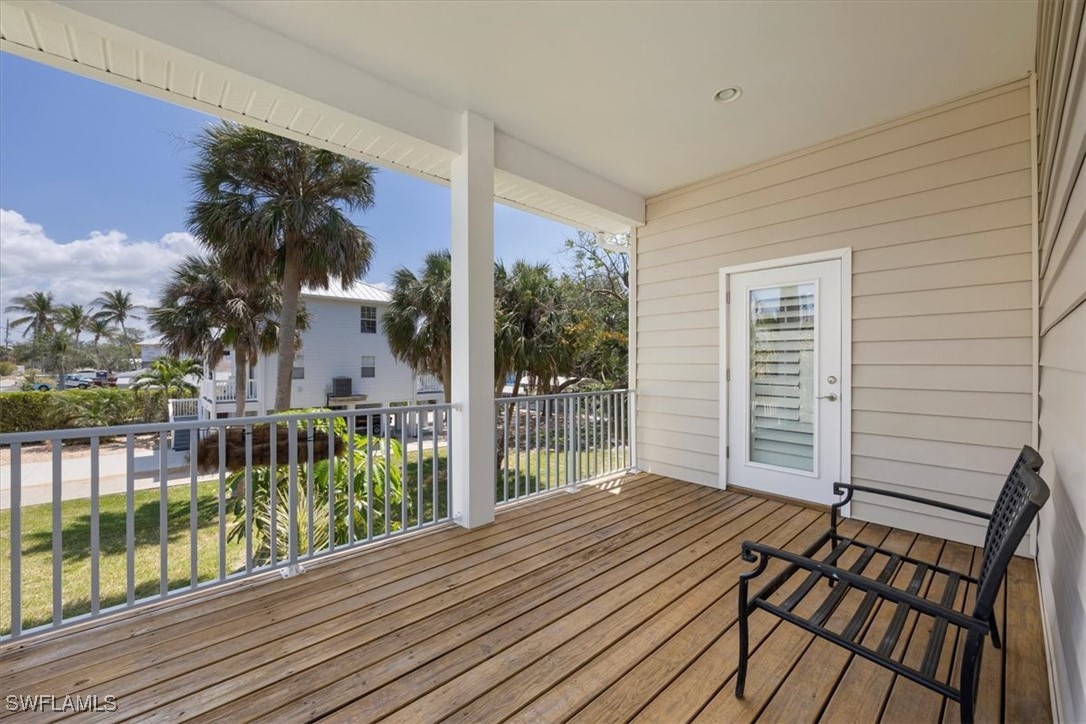 4741 Spring Creek Dr Property Photo 3