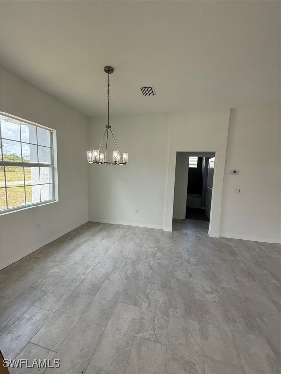 1042 N Bronze Ct Property Photo 9