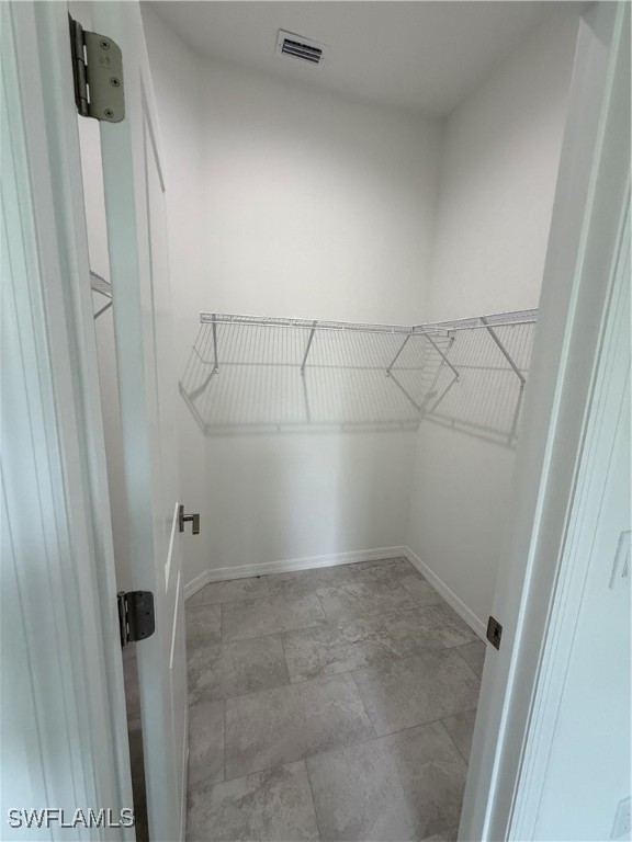 1042 N Bronze Ct Property Photo 18