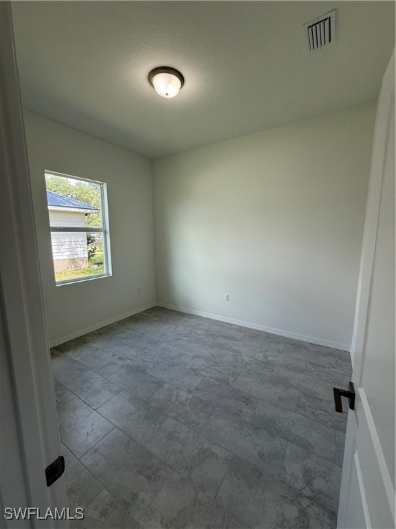 1042 N Bronze Ct Property Photo 23