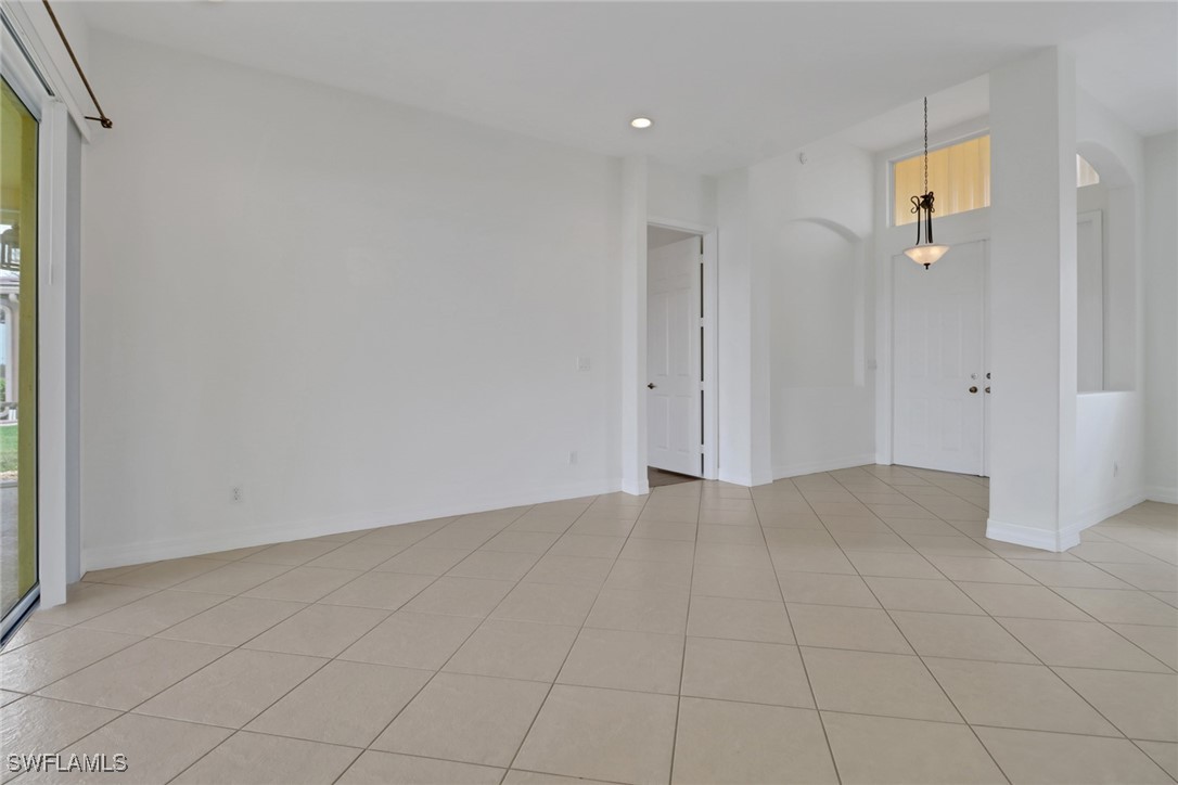 3283 Potomac Ct Property Photo 6