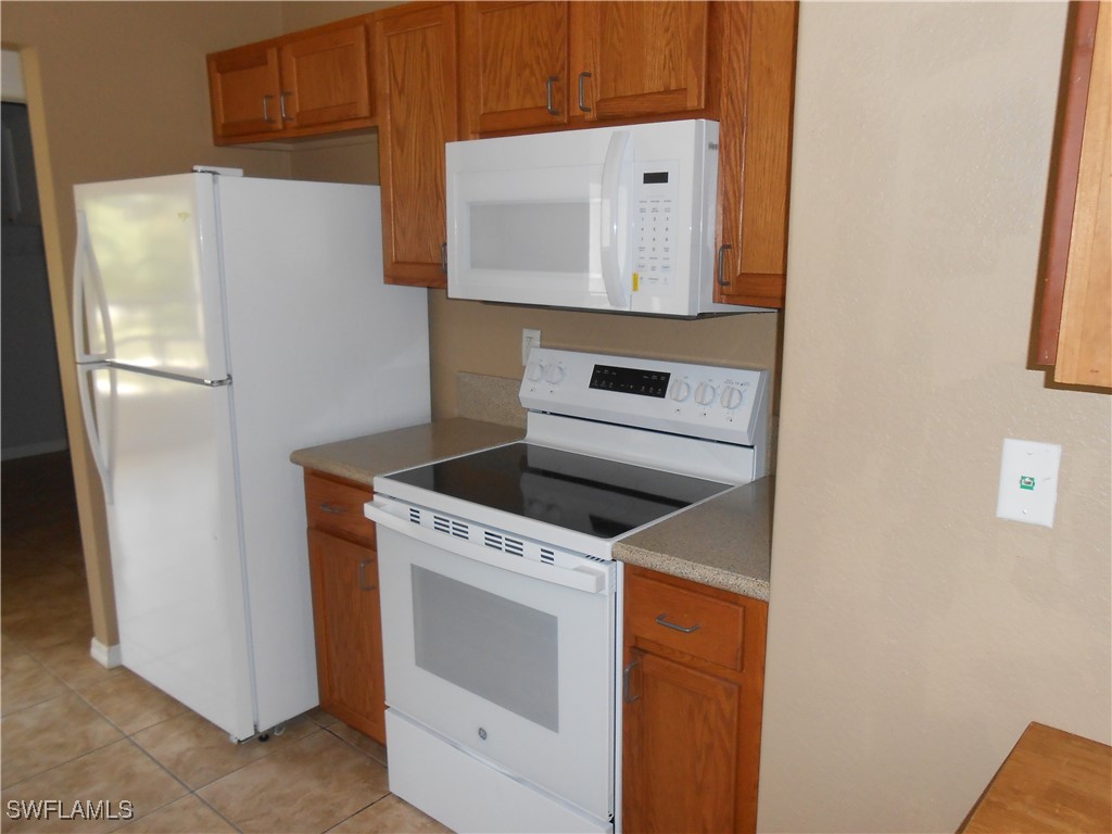 407 Chamonix Ave S Property Photo 4