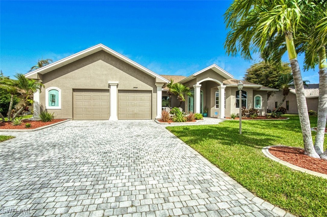 15291 Briarcrest CIR Property Photo 1