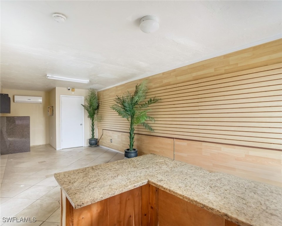 3775 Fowler St 6 Property Photo 10