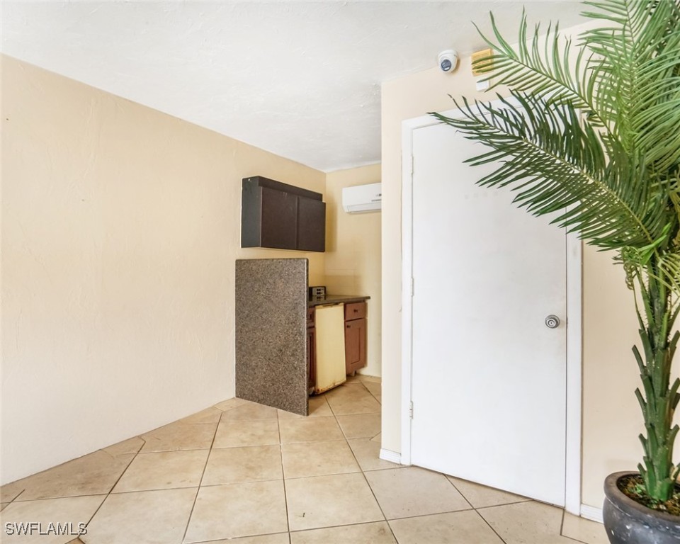 3775 Fowler St 6 Property Photo 14