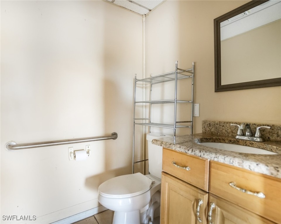 3775 Fowler St 6 Property Photo 15