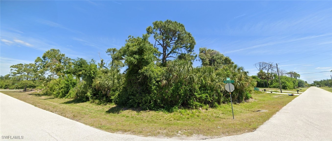 11924 Helicon Ave Property Photo 1