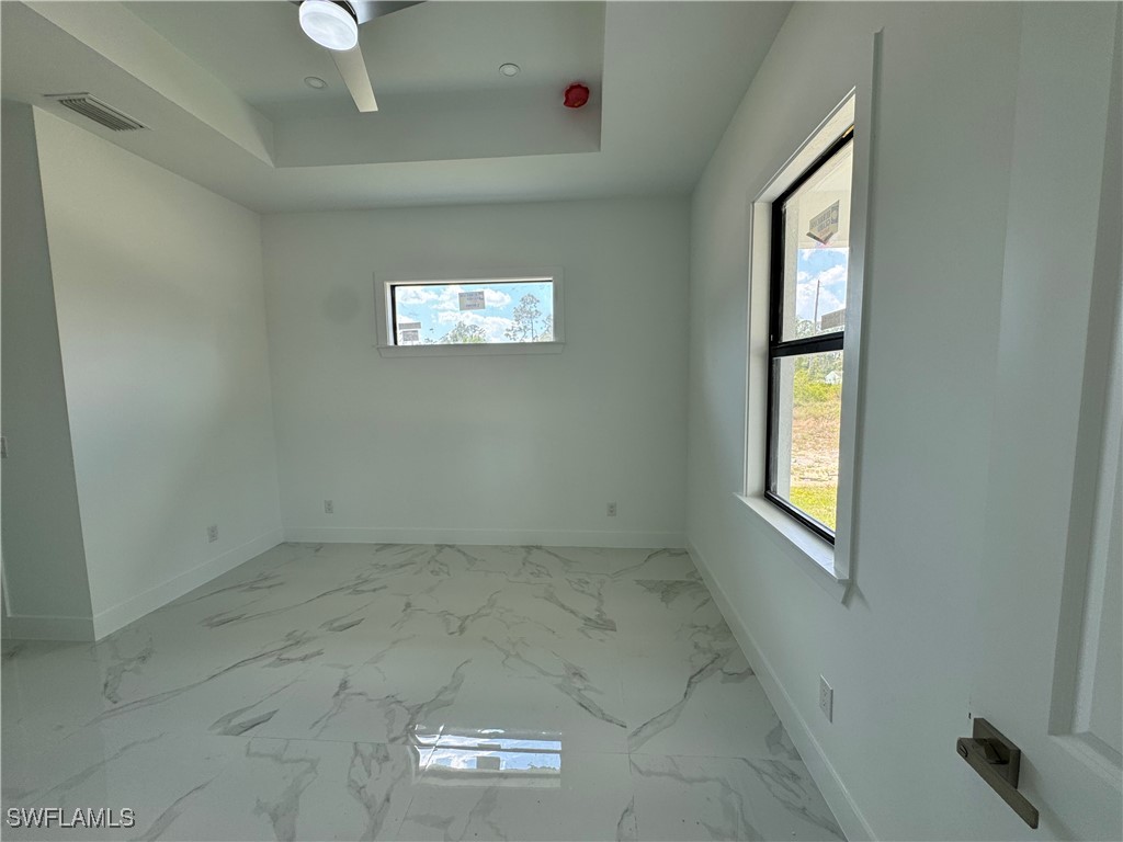 919 Louis Ave Property Photo 16