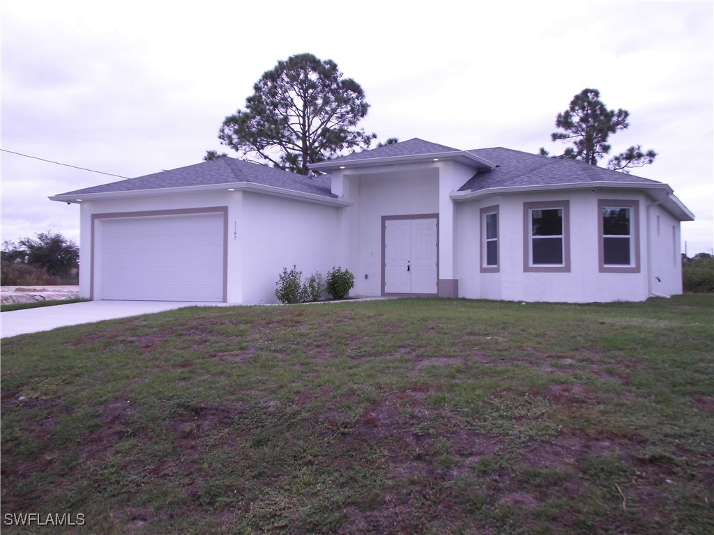 1147 Antonio St E Property Photo 1