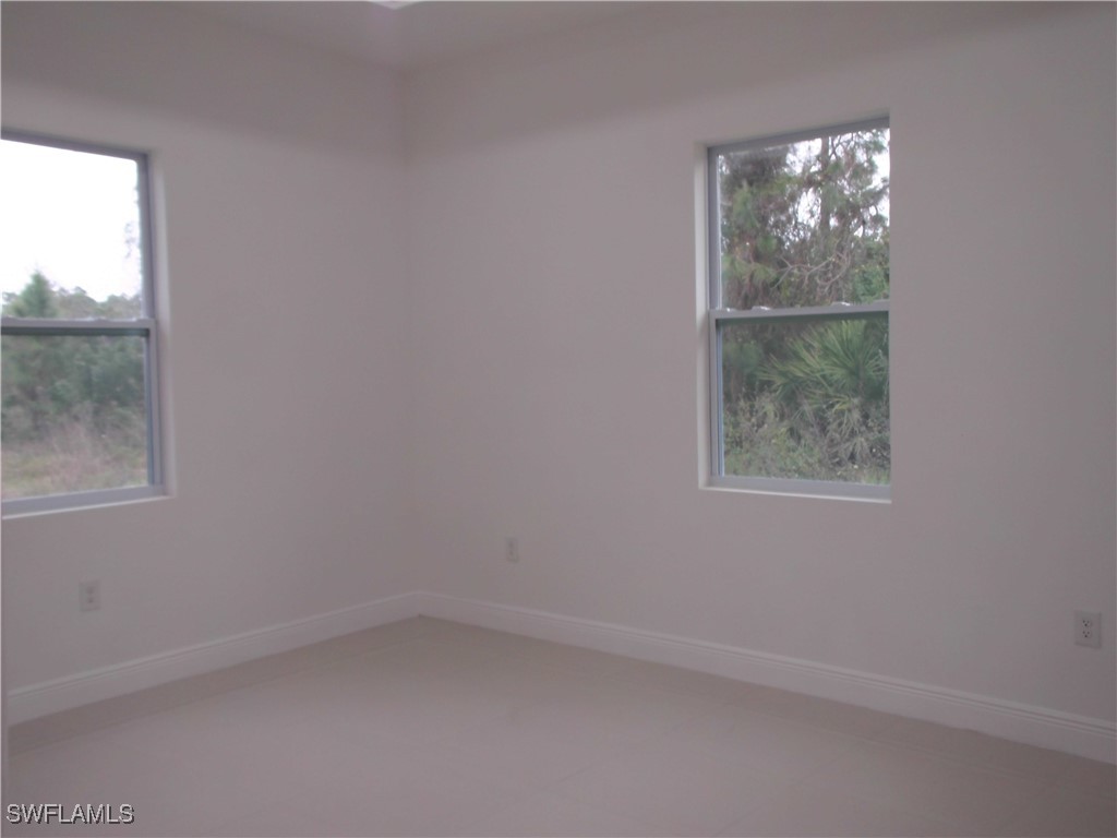 1147 Antonio St E Property Photo 15