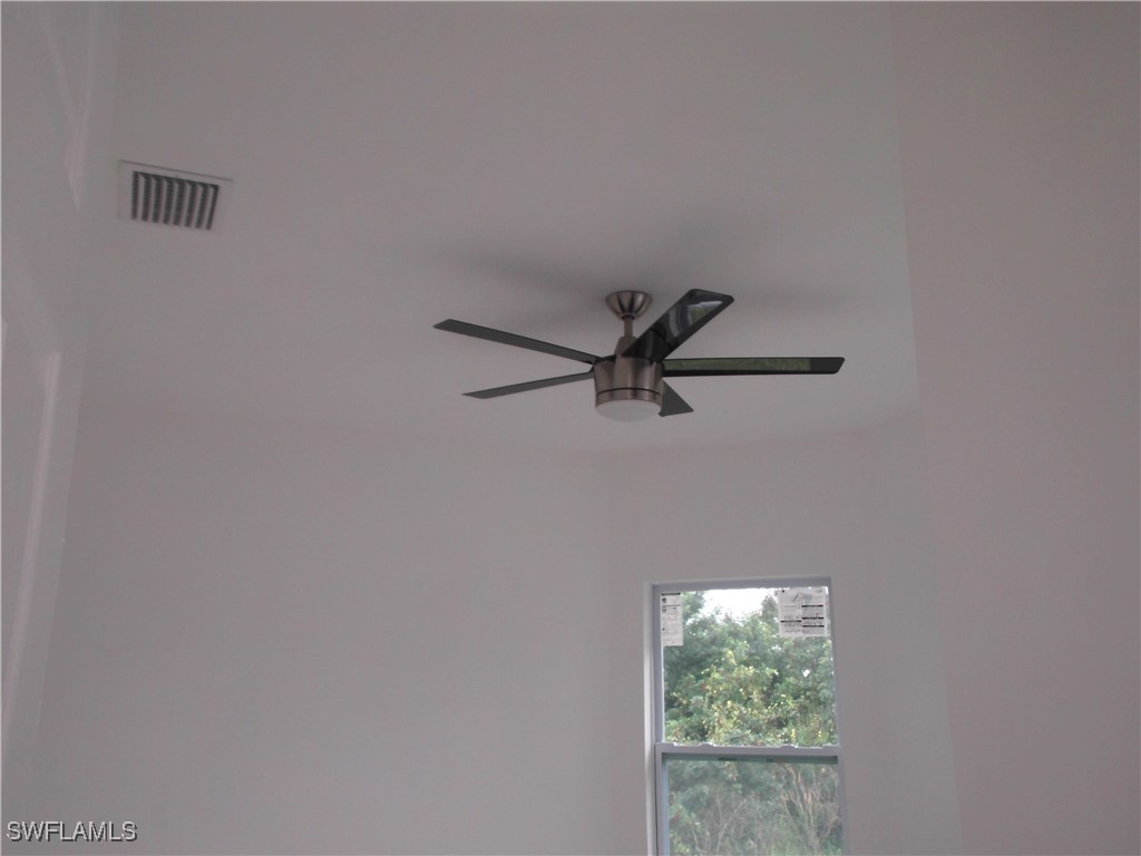 1147 Antonio St E Property Photo 21