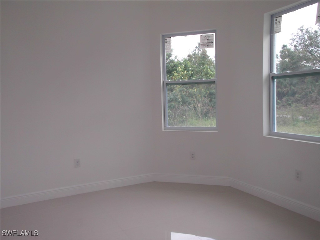 1147 Antonio St E Property Photo 22