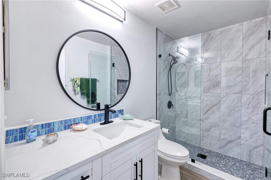 15998 Mandolin Bay Dr 101 Property Photo 28