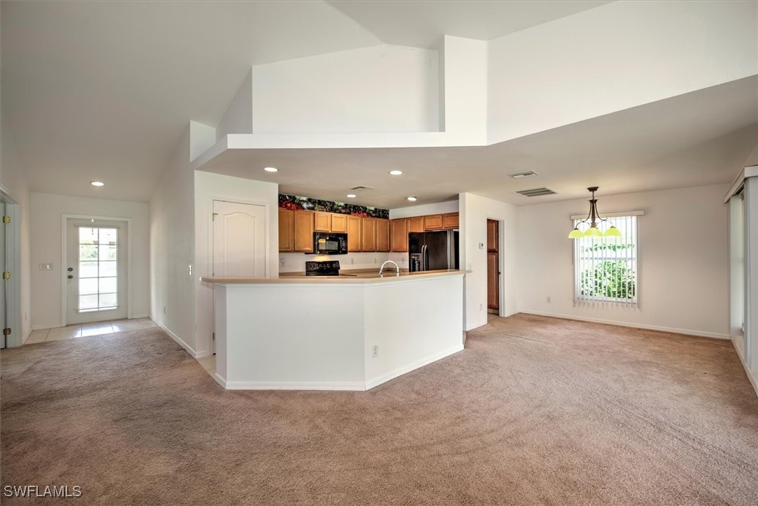 900 Angelo Ave Property Photo 10