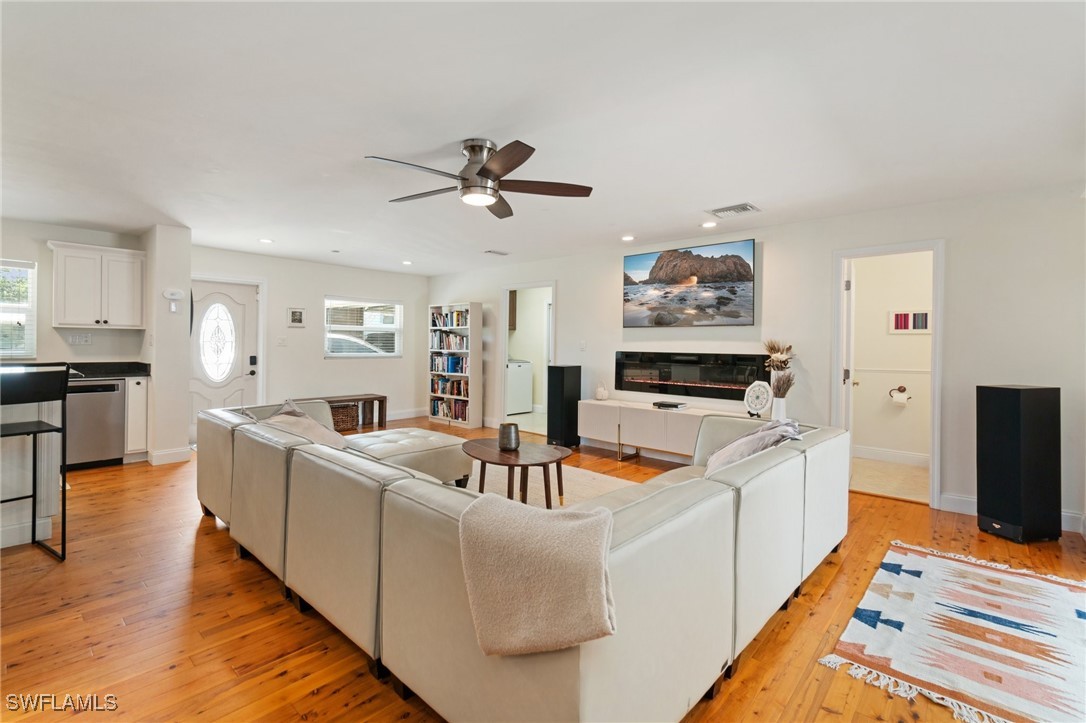 27404 Tennessee St Property Photo 1