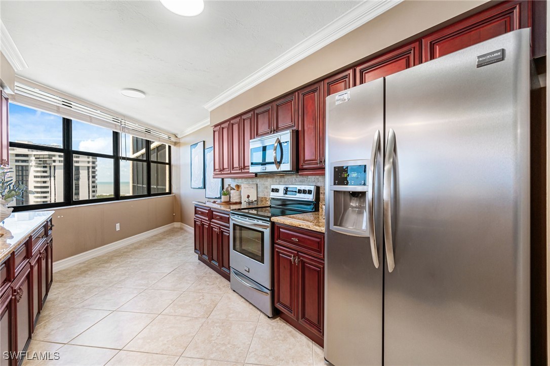 6000 Pelican Bay Blvd 1501 Property Photo 8