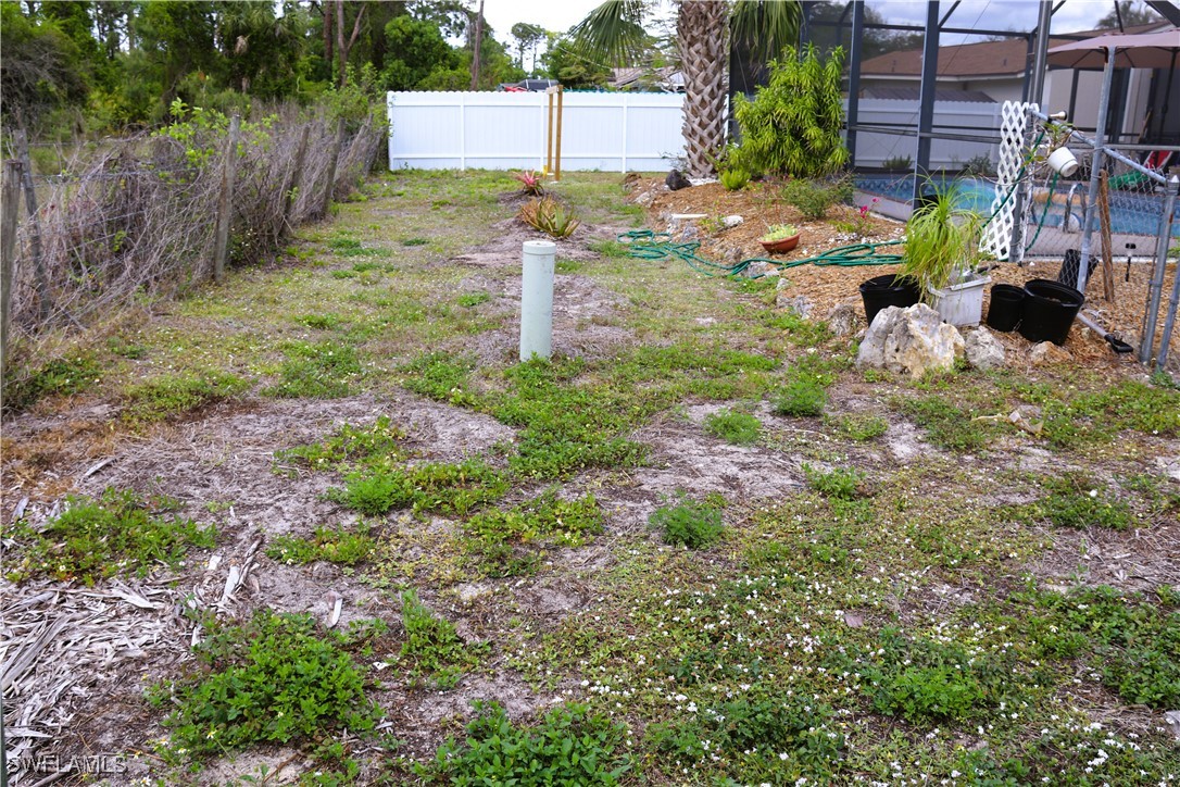 18254 Lowe Dr Property Photo 14
