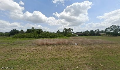 736 Mirror Lakes Dr Property Photo 1
