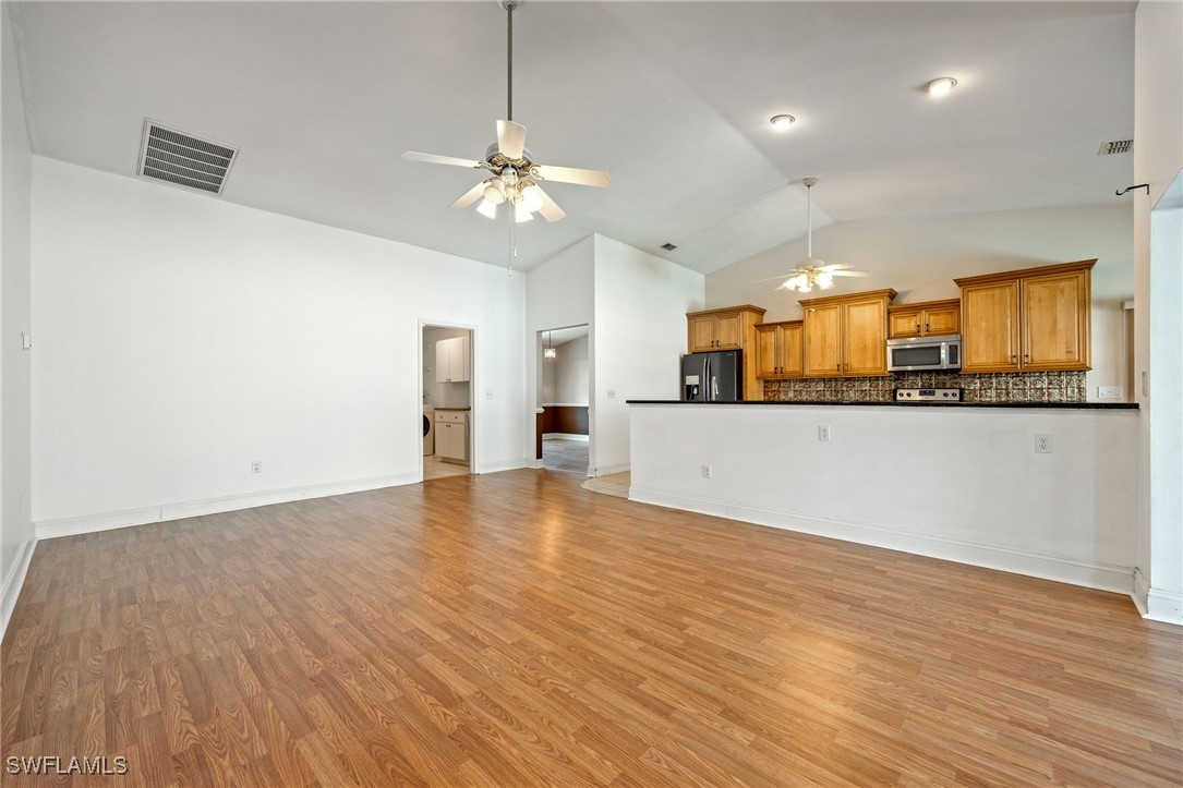 1625 Sw 32nd St Property Photo 12
