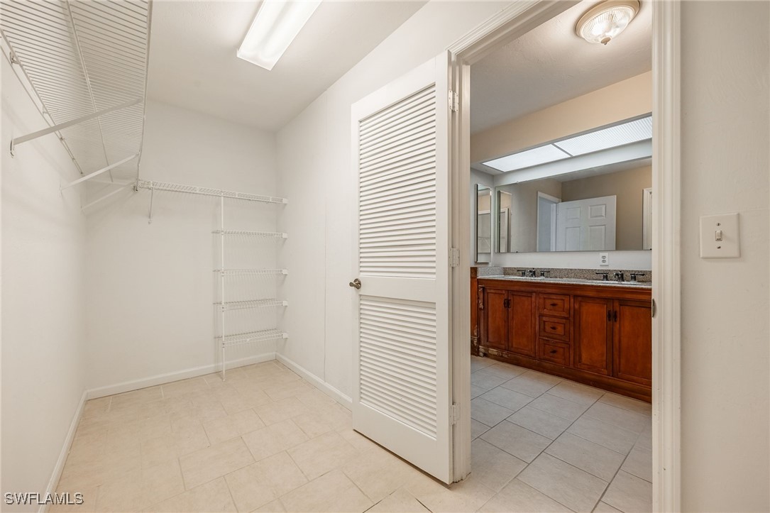 1625 Sw 32nd St Property Photo 25