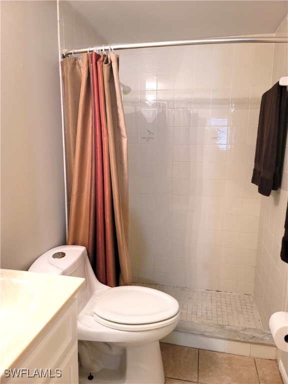 423 Cape Coral Pkwy W 102 Property Photo 8