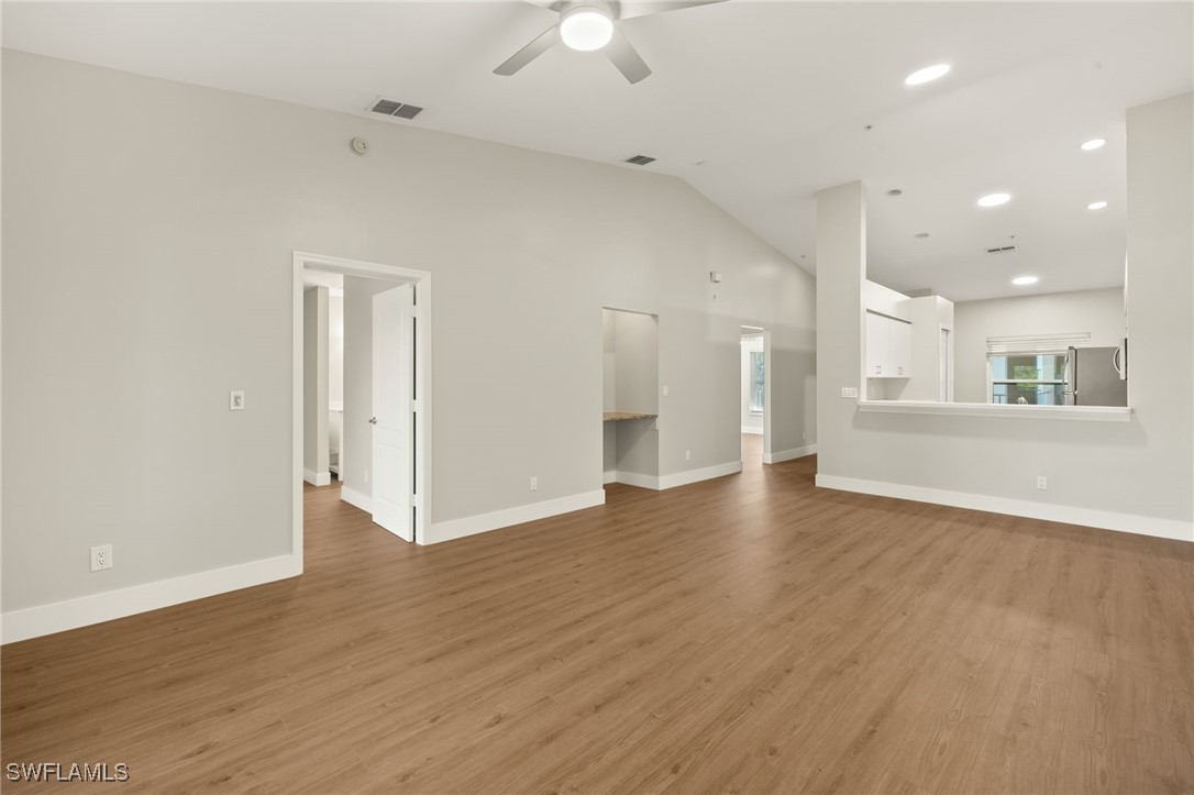 9200 Highland Woods Blvd 1309 Property Photo 2