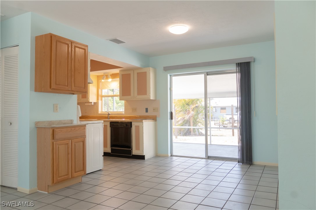 13802 Fourth St Property Photo 10
